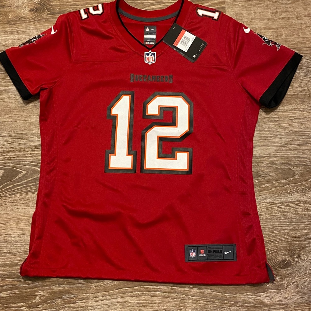 NWT Tom Brady jersey Women’s Large